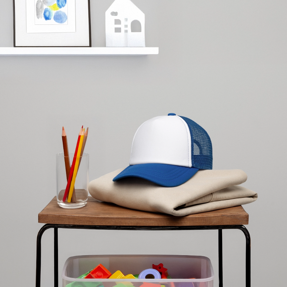 Kid's Trucker Cap - white/royal blue